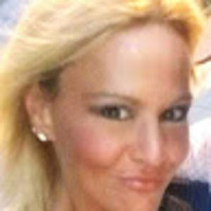 Meet your Posher, Annie